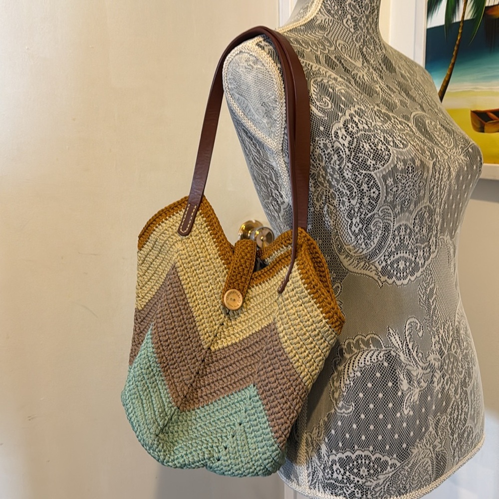 Crochet Tote Shoulder Bag, Handmade Chevron Striped Casual - Picture 16 of 16